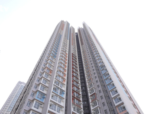 【樓市Update】自由定價+禁售限制，跌市下白居二淪雞肋! (附影片)